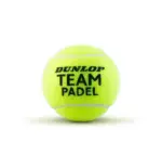 Dunlop Team Padel Ball Nahaufnahme gelb mit Dunlop Team Padel Schriftzug und Synthetikfilz