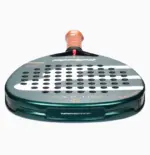 Bullpadel Ionic Power Padelschlaeger Schlaegerkopf Draufsicht Diamantform dunkelgruen mit orangefarbenem Schlaufe-Knopf und Bullpadel Branding