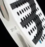 Bullpadel Vertex 05 2026 Padelschlaeger Rueckseite Detail mit CurvAktiv und Air Power Technologie-Icons