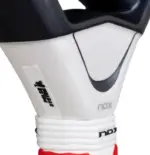 Nox AT10 Genius 12K Alum Xtrem Lite 2026 Padelschlaeger weisser Pulse System Daempfer am Griffansatz