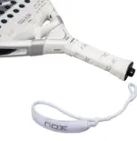 Nox AT10 Genius Attack 12K Alum Xtrem 2026 Padelschlaeger Oversize Griff und Smart Strap Handschlaufe