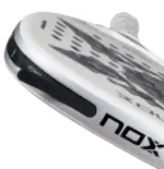 Nox AT10 Genius Attack 12K Alum Xtrem 2026 Padelschlaeger schwarze Weight Balance Gewichte +2 im Rahmen