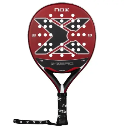 Rot-weisser Nox X-Zero Red 2026 Padelschlaeger Vorderseite in runder Form mit schwarzen Akzenten