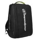 Bullpadel XPLO Padeltasche Schwarz 2026 aufrecht stehend mit grossem Bullpadel Logo und Strukturoberflaeche