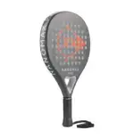 Dunlop Nanomax Pro Padelschlaeger Rueckseite grau mit NANOMAX Schriftzug seitlich und schwarzer Armschlaufe