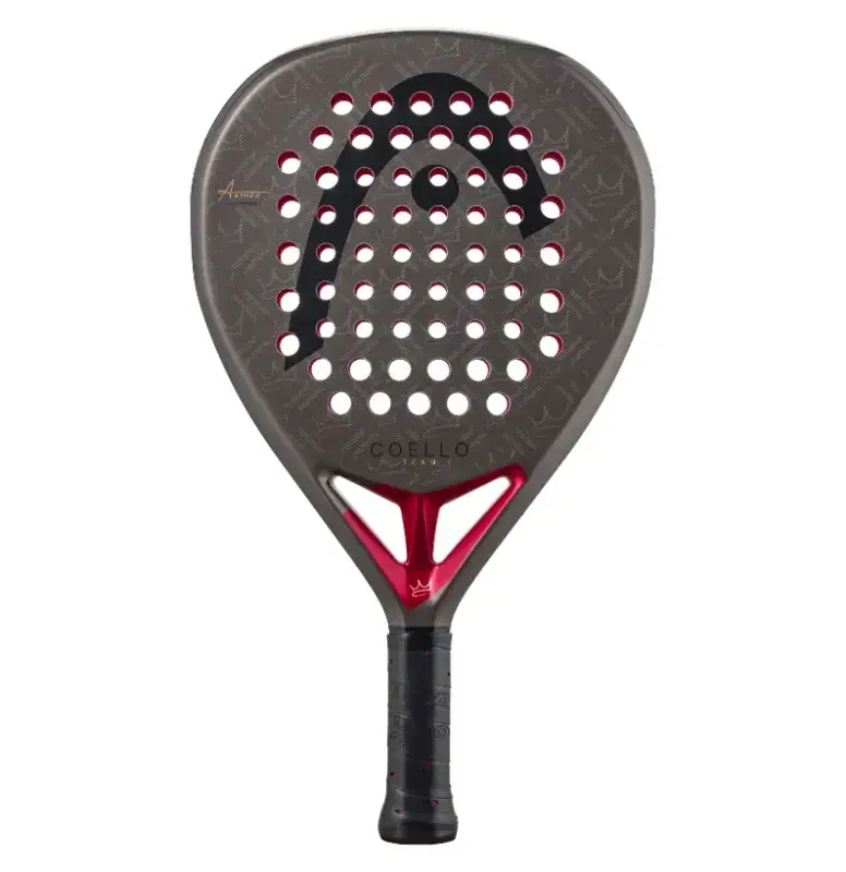 Schwarzer Head Coello Team Padelschlaeger Vorderseite Diamantform mit weissem HEAD Logo roten Rahmenakzenten und roter Brueckenstruktur by Arturo Coello