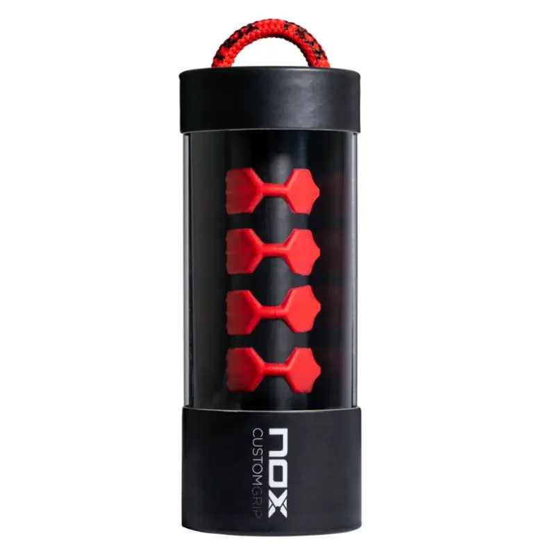 NOX Custom Grip Frontansicht schwarze zylindrische Dose mit NOX Custom Grip Schriftzug und roten Silikonringen im transparenten Mittelteil
