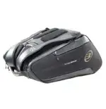 Bullpadel Hack Premier Padel Bag schraege Seitenansicht flach Thermo-Faecher seitlich erkennbar semi-rigide schwarze Schutzschale