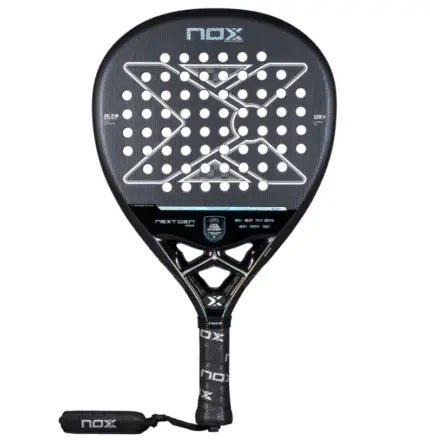 Schwarzer Nox NextGen Pro Attack 12K NFA 2026 Padelschlaeger Vorderseite in Diamant-Form mit X-Design und NOX-Logo